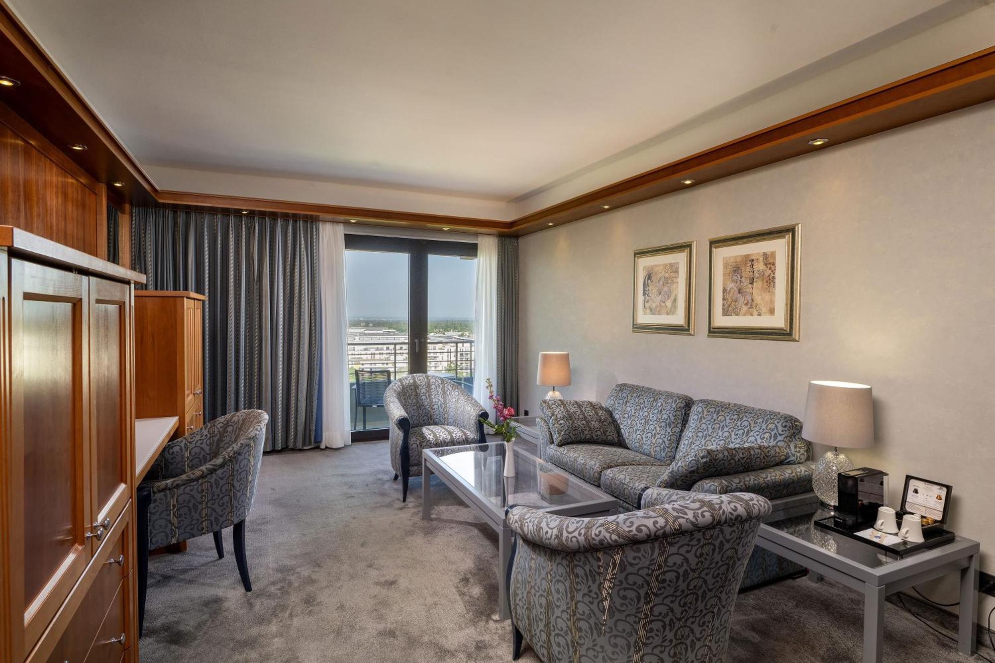 Maritim Hotel 4*